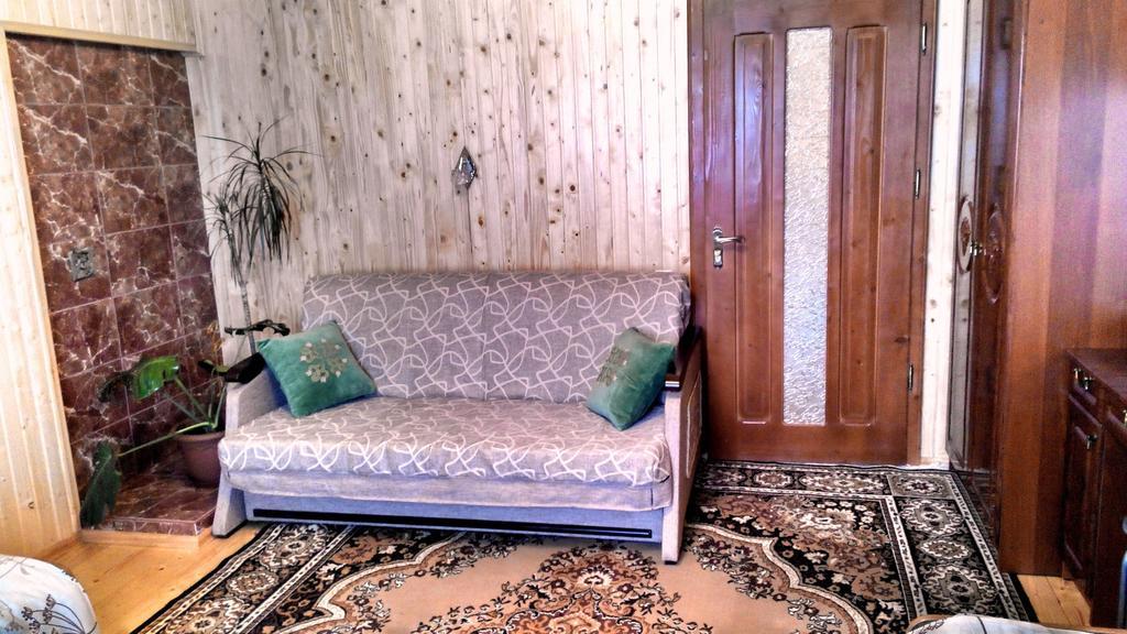 Cottage Ozerniy Лазещина Номер фото